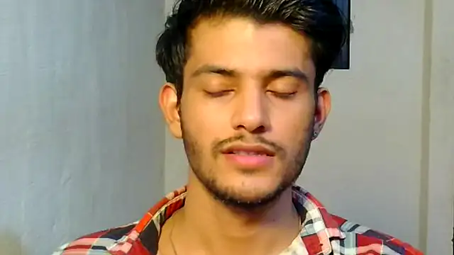 Snapshot of kingkartik7 chatting on 15, 11, 2025 kingkartik7 online show from 15, 11, 2025