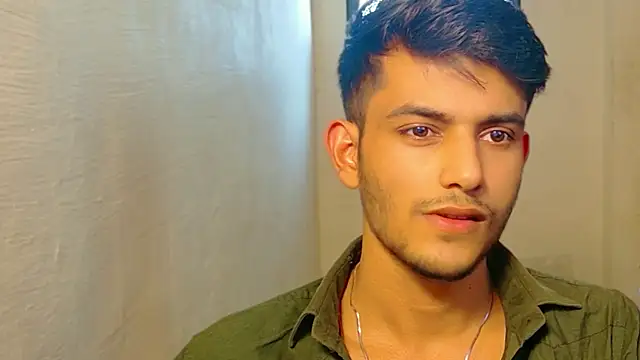 Snapshot of kingkartik7 chatting on 5, 12, 2025 kingkartik7 online show from 5, 12, 2025