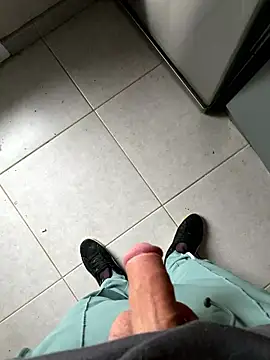 louiv93000 online show from 8, 1, 2026