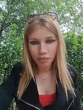 EvaRush online show from 13, 5, 2026