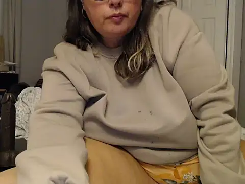 LauLauPAWG online show from 4, 11, 2025