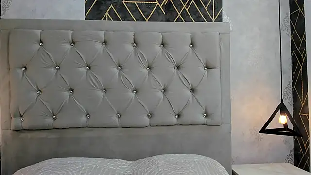 Snapshot of Shrui_Wright chatting on 7, 2, 2025 Shrui Wright online show from 7, 2, 2025