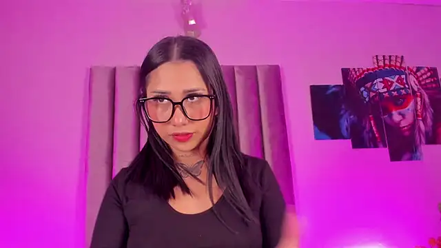 Isabella Flowers online show from 24, 4, 2026
