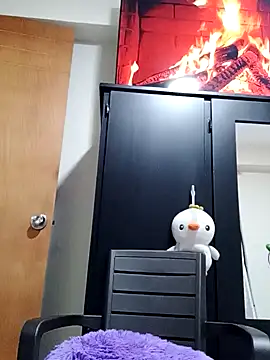 Salomecam30 online show from 4, 1, 2025