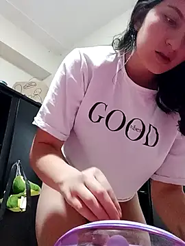 Salomecam30 online show from 9, 2, 2025