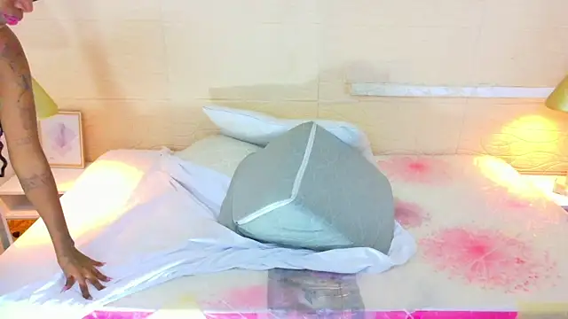 Snapshot of Chocolatte_bar chatting on 10, 2, 2026 Chocolatte bar online show from 10, 2, 2026