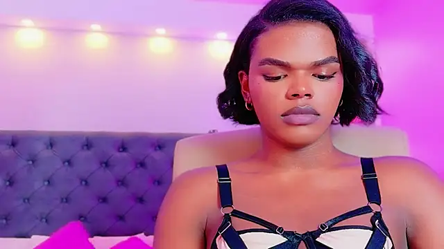 CamiEstrada online show from 25, 9, 2025