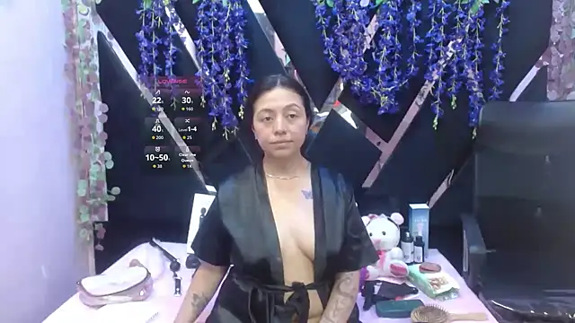 Snapshot of slut_anal_ chatting on 19, 9, 2025 slut anal online show from 19, 9, 2025