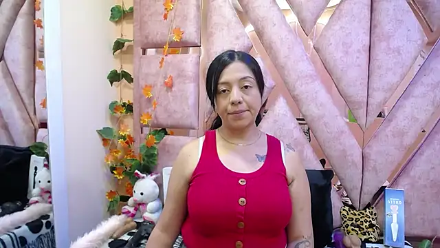 Snapshot of slut_anal_ chatting on 24, 10, 2025 slut anal online show from 24, 10, 2025