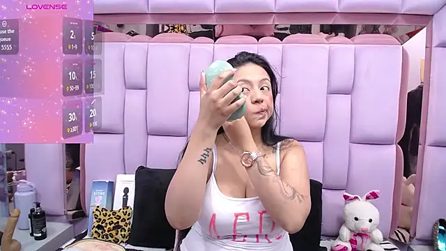 Snapshot of slut_anal_ chatting on 2, 12, 2025 slut anal online show from 2, 12, 2025