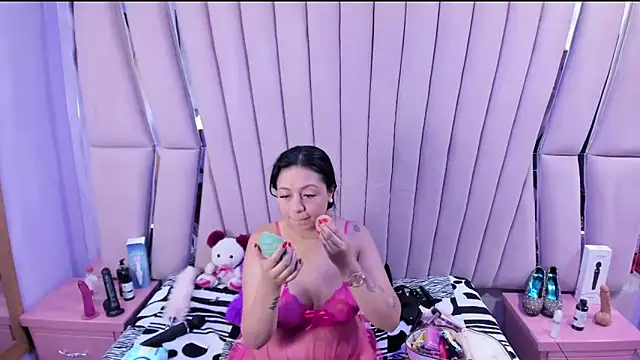 Snapshot of slut_anal_ chatting on 7, 3, 2026 slut anal online show from 7, 3, 2026