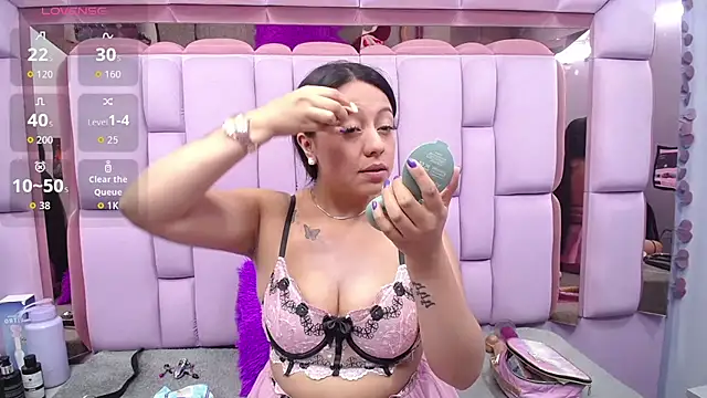 Snapshot of slut_anal_ chatting on 31, 3, 2026 slut anal online show from 31, 3, 2026