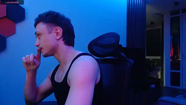 Snapshot of alex_nash chatting on 22, 10, 2025 alex nash online show from 22, 10, 2025