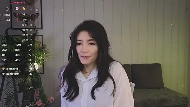 Julietta Romanis online show from 10, 2, 2025