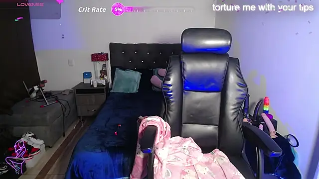 girl naugthy online show from 1, 12, 2025