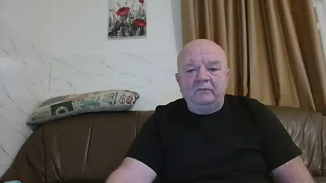 Snapshot of fullballs6 chatting on 5, 2, 2026 fullballs6 online show from 5, 2, 2026