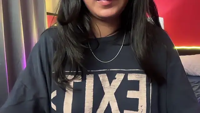 Snapshot of simrann_69 chatting on 11, 10, 2025 simrann 69 online show from 11, 10, 2025