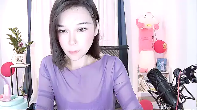 Snapshot of Amity-ox chatting on 8, 1, 2025 Amity-ox online show from 8, 1, 2025