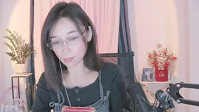 Snapshot of Amity-ox chatting on 16, 3, 2025 Amity-ox online show from 16, 3, 2025