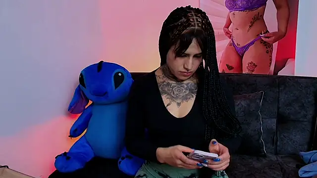 Snapshot of TinnaDawsom chatting on 13, 2, 2025 TinnaDawsom online show from 13, 2, 2025