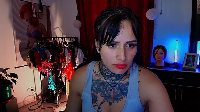 Snapshot of TinnaDawsom chatting on 7, 1, 2026 TinnaDawsom online show from 7, 1, 2026