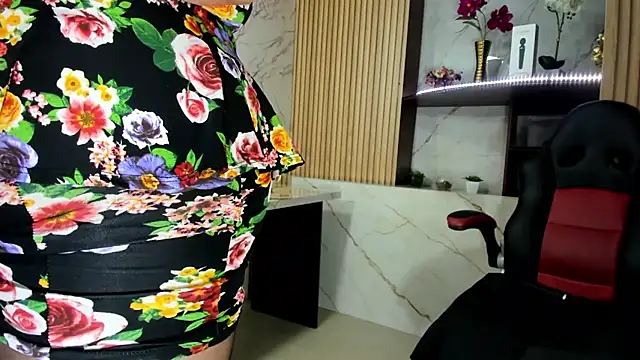 Snapshot of MirandaRossi chatting on 12, 2, 2026 MirandaRossi online show from 12, 2, 2026