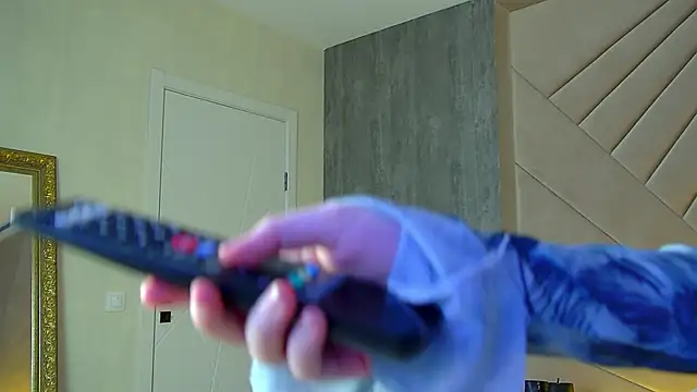 MaliaLandre online show from 27, 2, 2025
