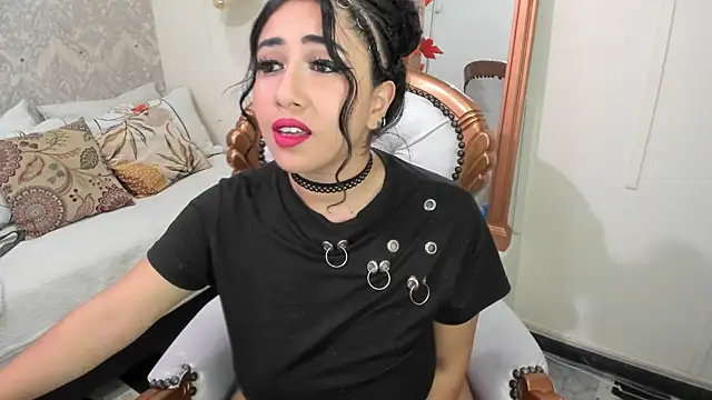 Snapshot of Sexy_cristall_ chatting on 6, 1, 2025 Sexy cristall  online show from 6, 1, 2025