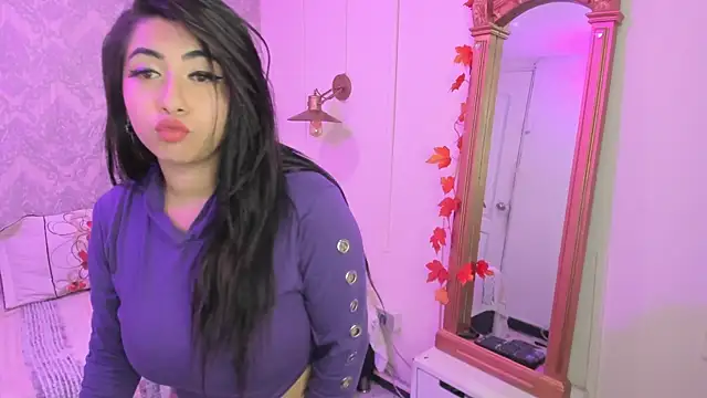 Snapshot of Sexy_cristall_ chatting on 11, 3, 2025 Sexy cristall  online show from 11, 3, 2025