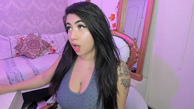 Snapshot of Sexy_cristall_ chatting on 11, 3, 2025 Sexy cristall  online show from 11, 3, 2025