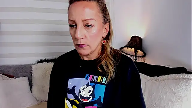 Snapshot of Sammykatt chatting on 2, 3, 2026 Sammykatt online show from 2, 3, 2026