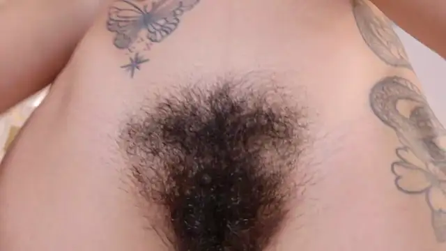 Snapshot of hairy_samantha chatting on 19, 1, 2025 hairy samantha online show from 19, 1, 2025