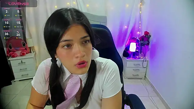 Alison girl20 online show from 17, 12, 2024
