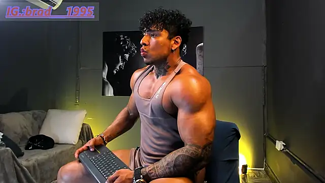 Snapshot of bradley_smith chatting on 16, 2, 2026 bradley smith online show from 16, 2, 2026