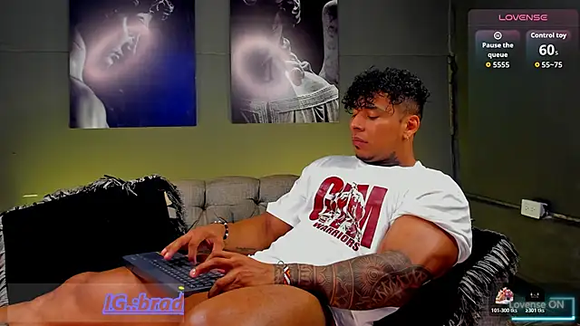 Snapshot of bradley_smith chatting on 23, 3, 2026 bradley smith online show from 23, 3, 2026