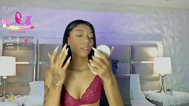 Snapshot of Any_Petitte chatting on 13, 3, 2025 Any Petitte online show from 13, 3, 2025