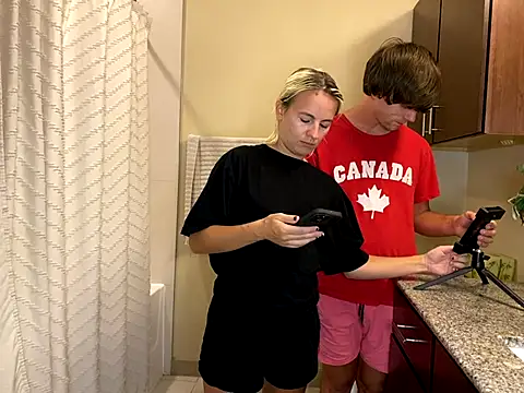 Snapshot of girlfriendmissy chatting on 24, 9, 2025 girlfriendmissy online show from 24, 9, 2025