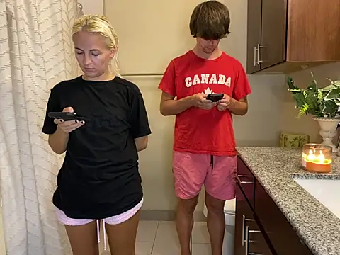 Snapshot of girlfriendmissy chatting on 7, 10, 2025 girlfriendmissy online show from 7, 10, 2025