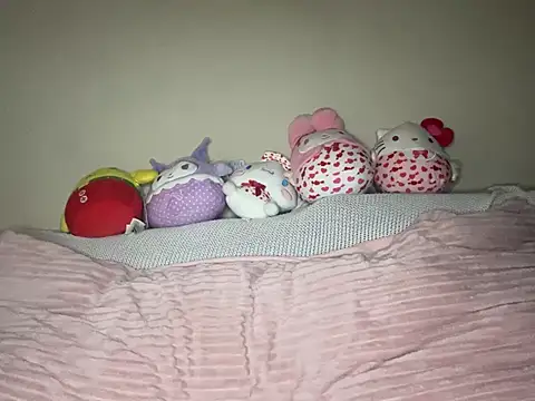 Snapshot of girlfriendmissy chatting on 19, 10, 2025 girlfriendmissy online show from 19, 10, 2025