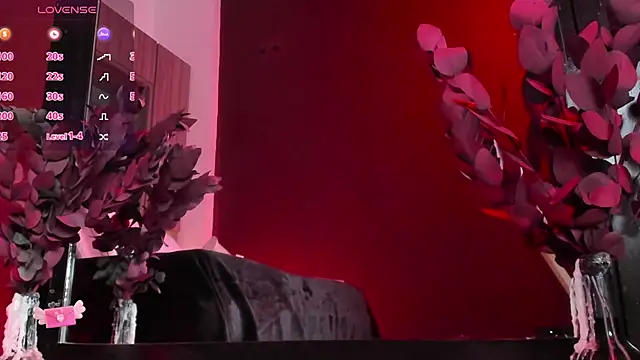 KylieMaxwell online show from 12, 9, 2025