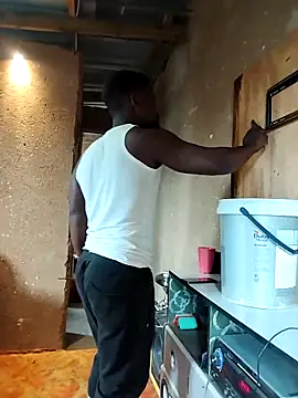 Chocolate factory man online show from 24, 11, 2025