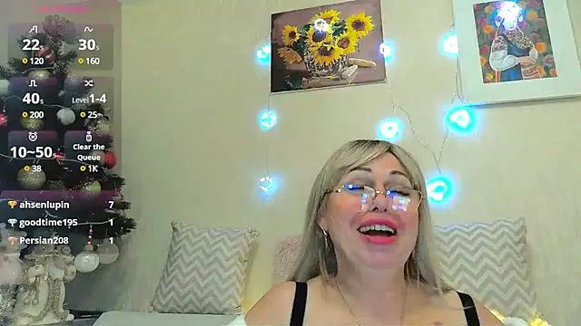 SusieNoreen online show from 12, 1, 2025