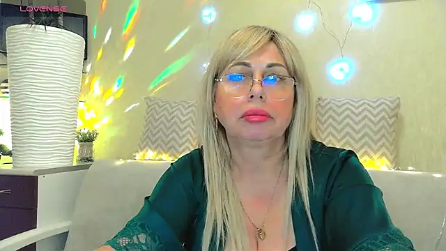 SusieNoreen online show from 25, 1, 2025