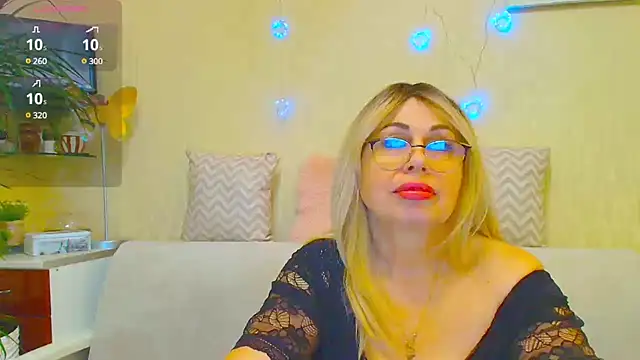 SusieNoreen online show from 15, 2, 2025