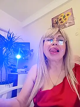 SusieNoreen online show from 8, 3, 2025