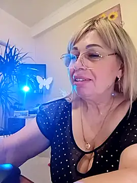SusieNoreen online show from 9, 3, 2025