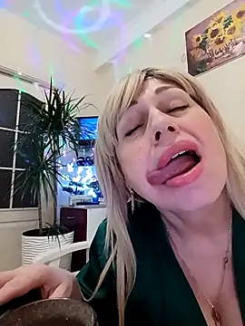 SusieNoreen online show from 15, 3, 2025