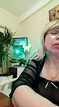 SusieNoreen online show from 18, 3, 2025