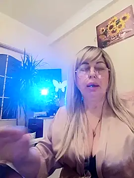 SusieNoreen online show from 23, 3, 2025