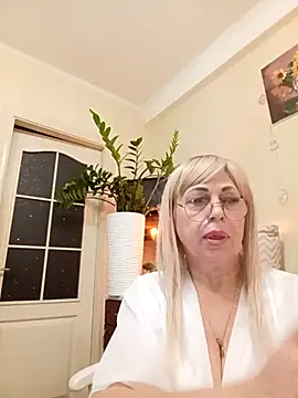 Snapshot of SusieNoreen chatting on 18, 9, 2025 SusieNoreen online show from 18, 9, 2025